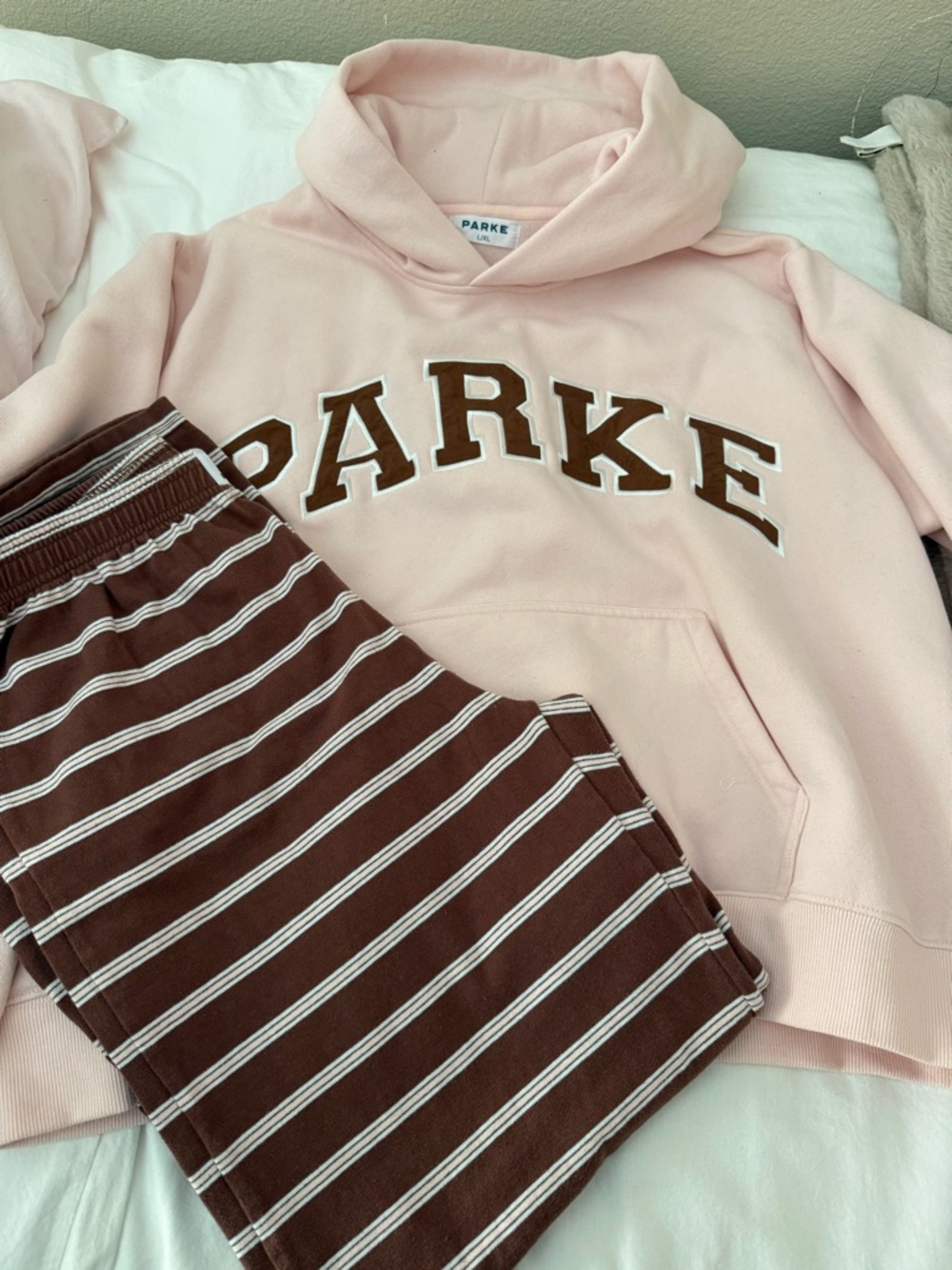 Parke rose and mocha matching set